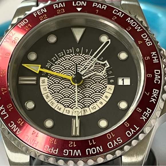 Automatic Custom Diver GMT Watch. NH34 movement. Japanese SEIGAIHA Wave Pattern.